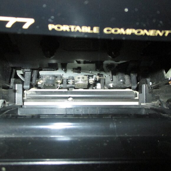 JVC Portable Component System/PC-V77 - Picture 3 of 16